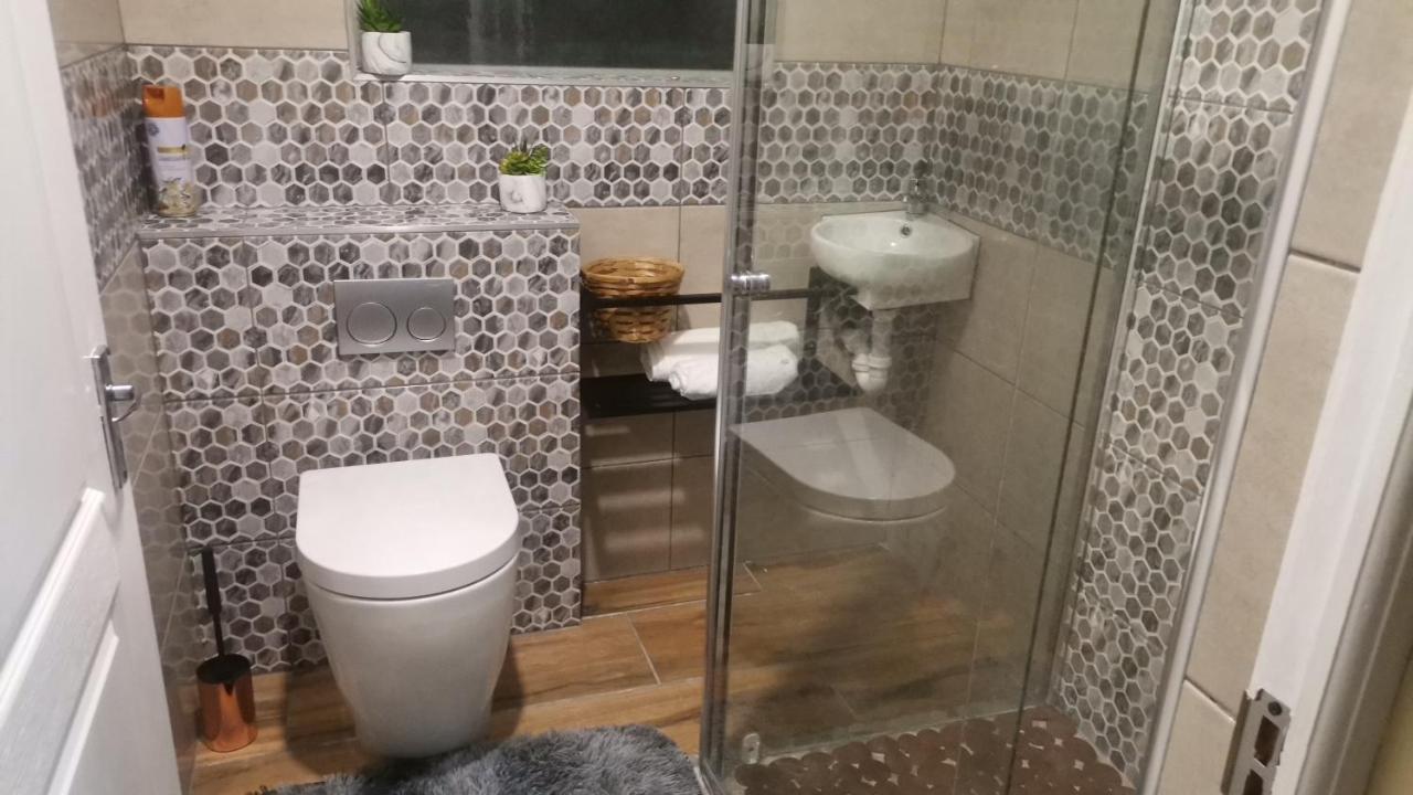 Elim Self Catering Apartment Fisherhaven Ngoại thất bức ảnh