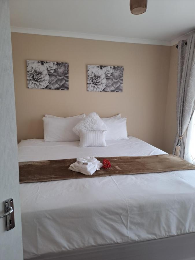 Elim Self Catering Apartment Fisherhaven Ngoại thất bức ảnh
