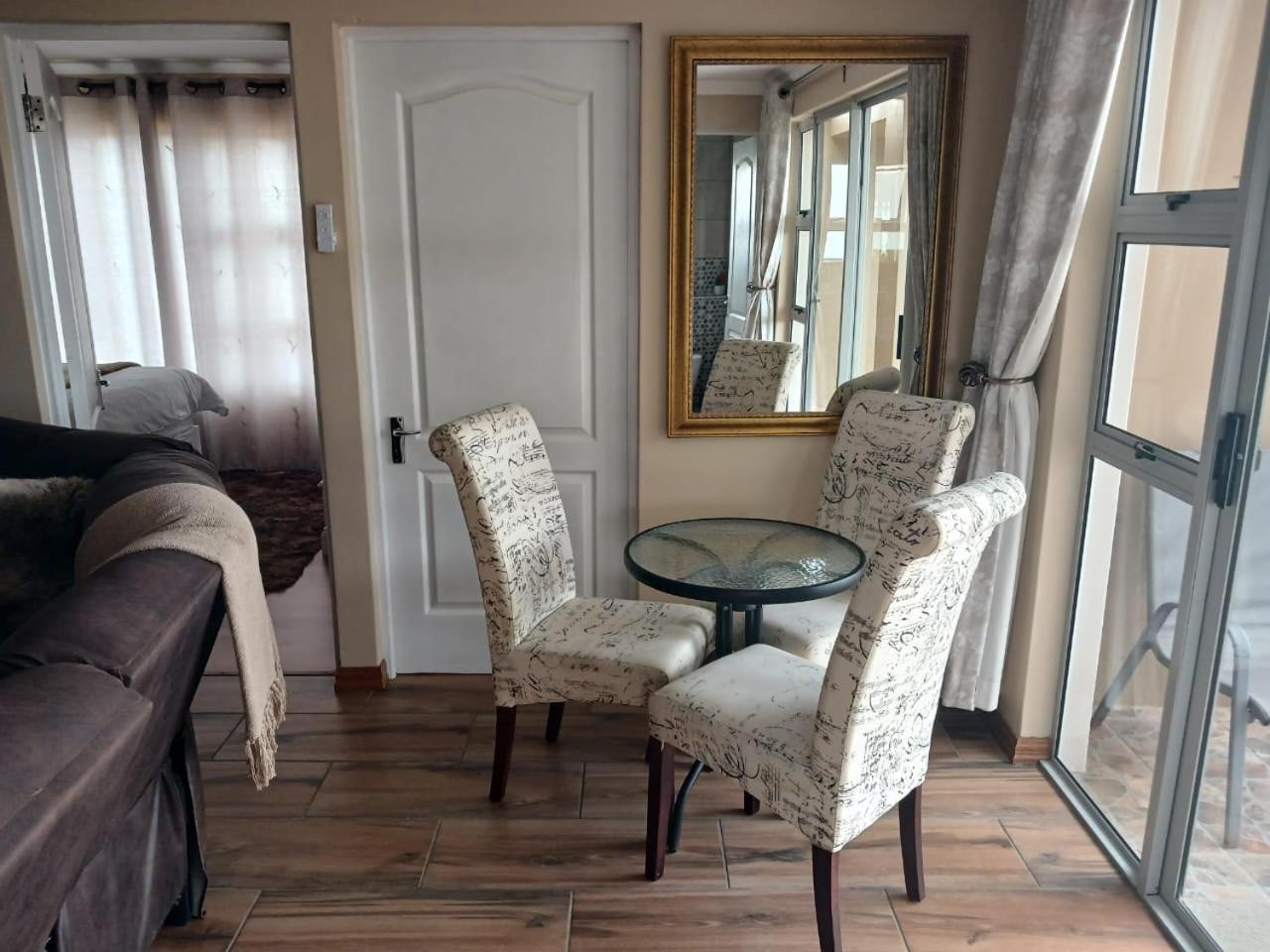 Elim Self Catering Apartment Fisherhaven Ngoại thất bức ảnh